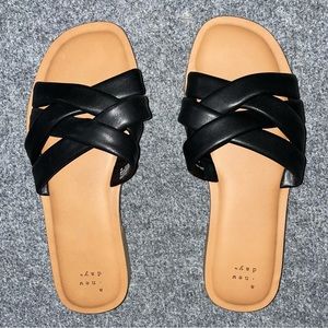 A new day sandals Black and Tan